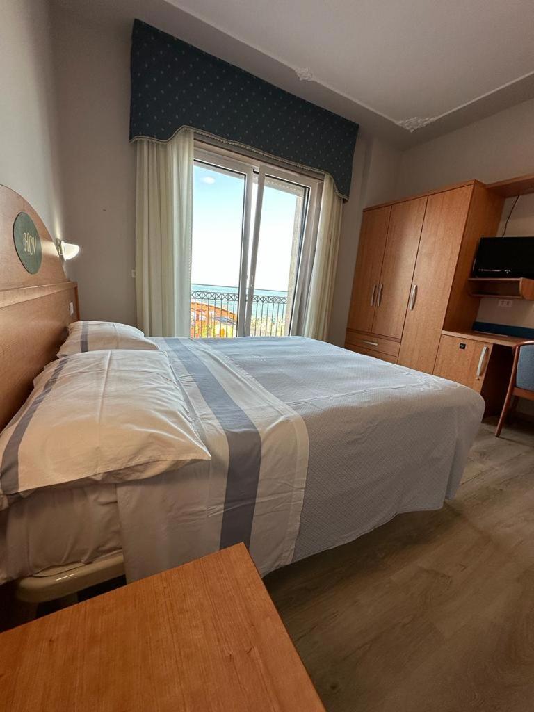 Hotel Costa Verde Pineto Exterior photo